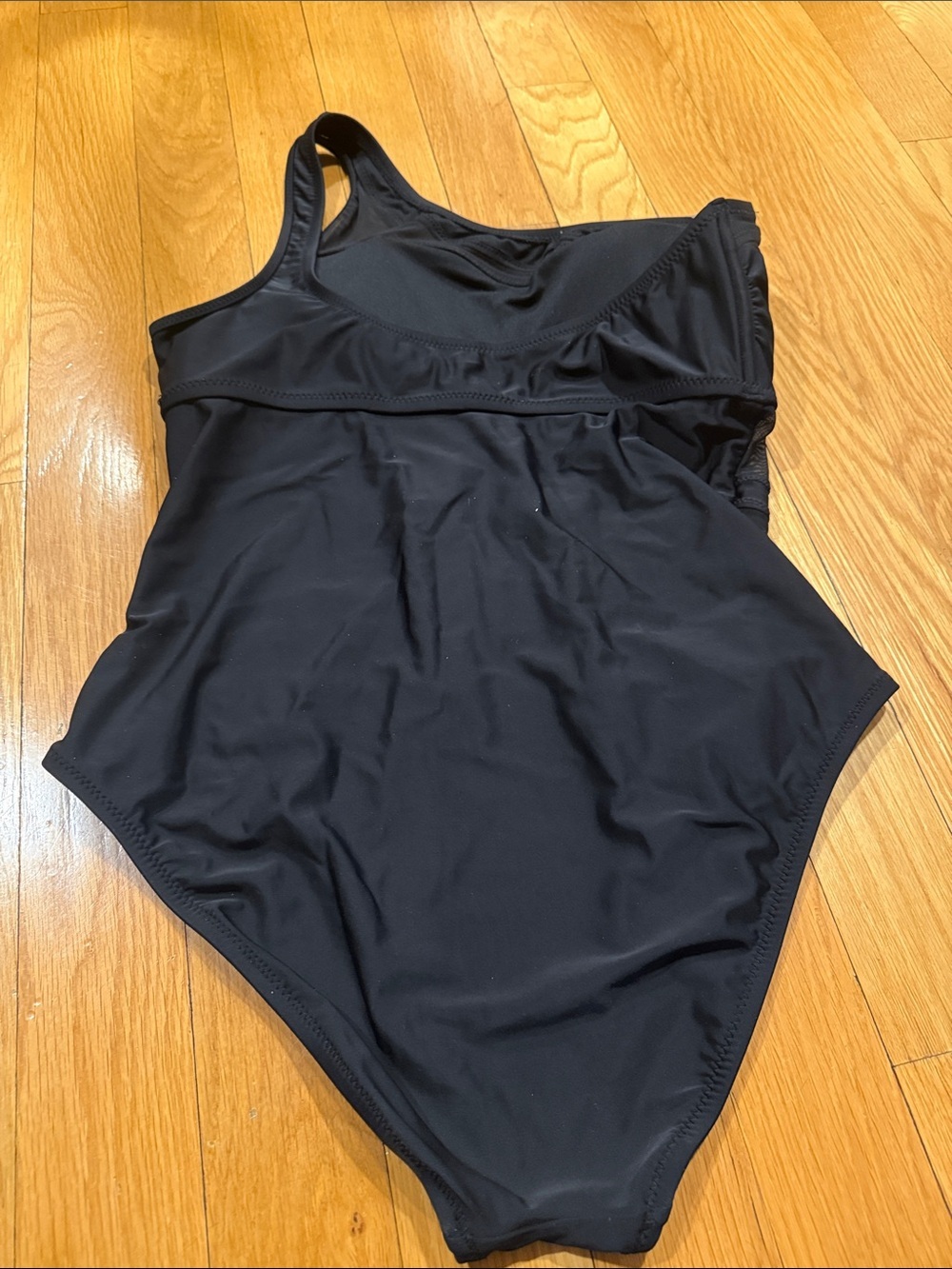 Shade & Shore black asymmetrical one shoulder swimsuit size xlarge. - Picture 7 of 10